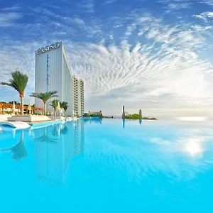 Hotel International Casino & Tower, Sables d'or