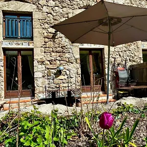 rives-de-bourges.hotels-rhonealpes.com/